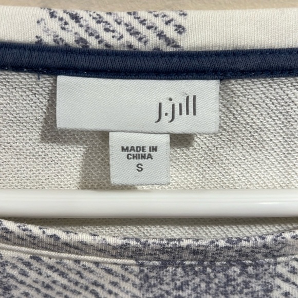 🔥J.Jill Pullover🔥 - Picture 6 of 7